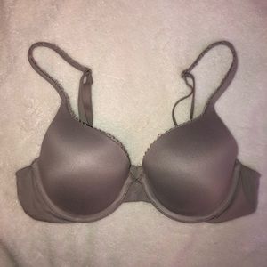 VICTORIA SECRET BRA SIZE 34B